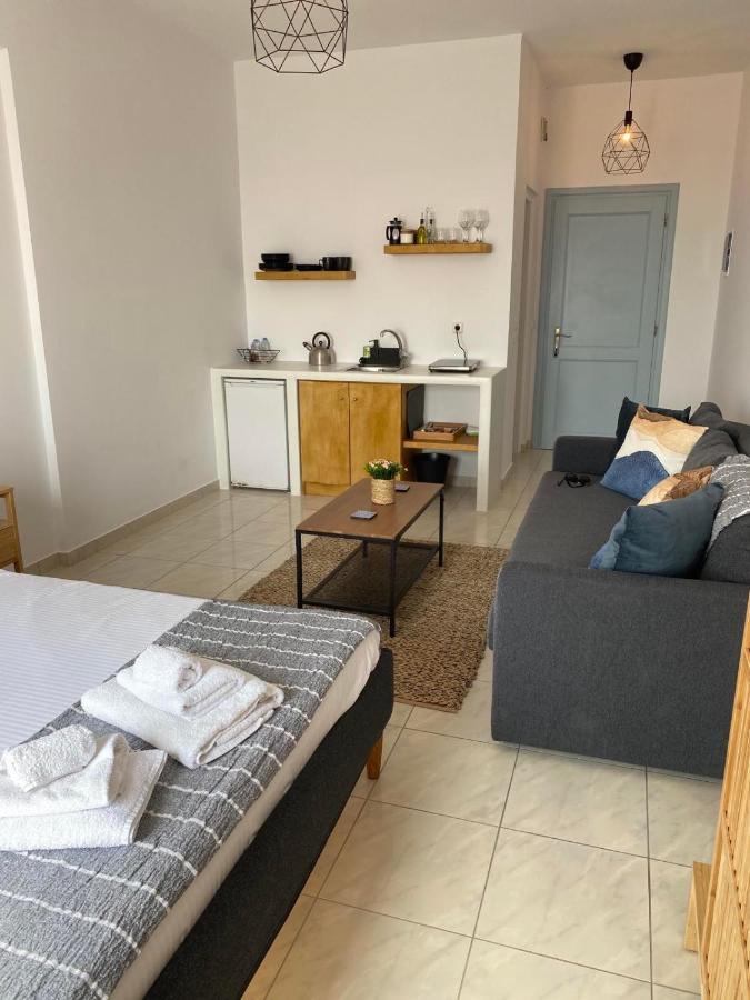 K & G Central Apartments Fira Eksteriør billede